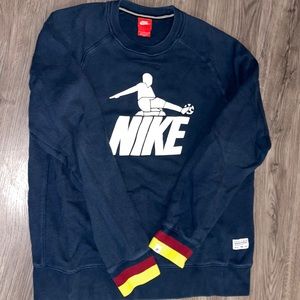 Nike Sportswear Soccer Crewneck FC Barcelona